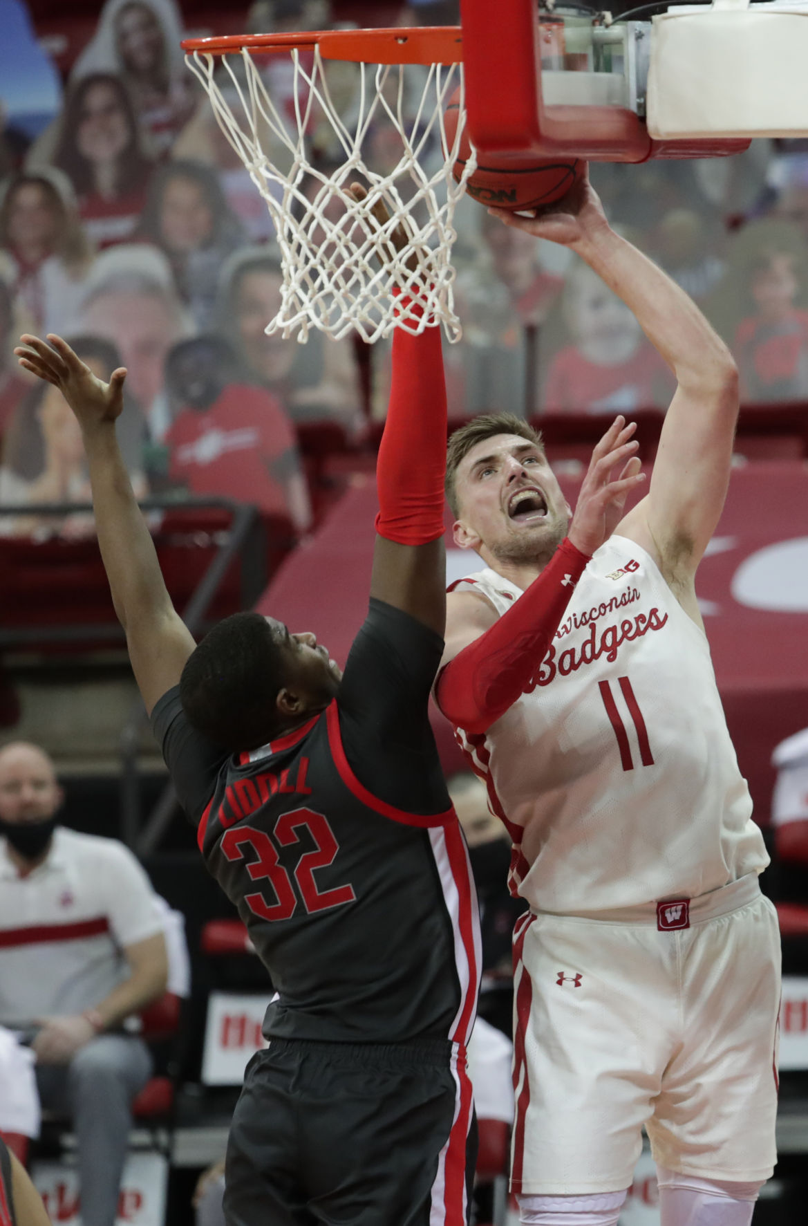 OSU 74, UW 62